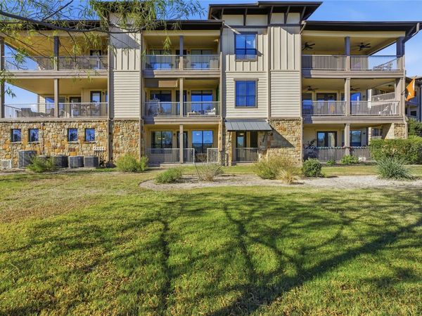 17700 Edgewood WAY, Unit 101, Jonestown, TX 78645