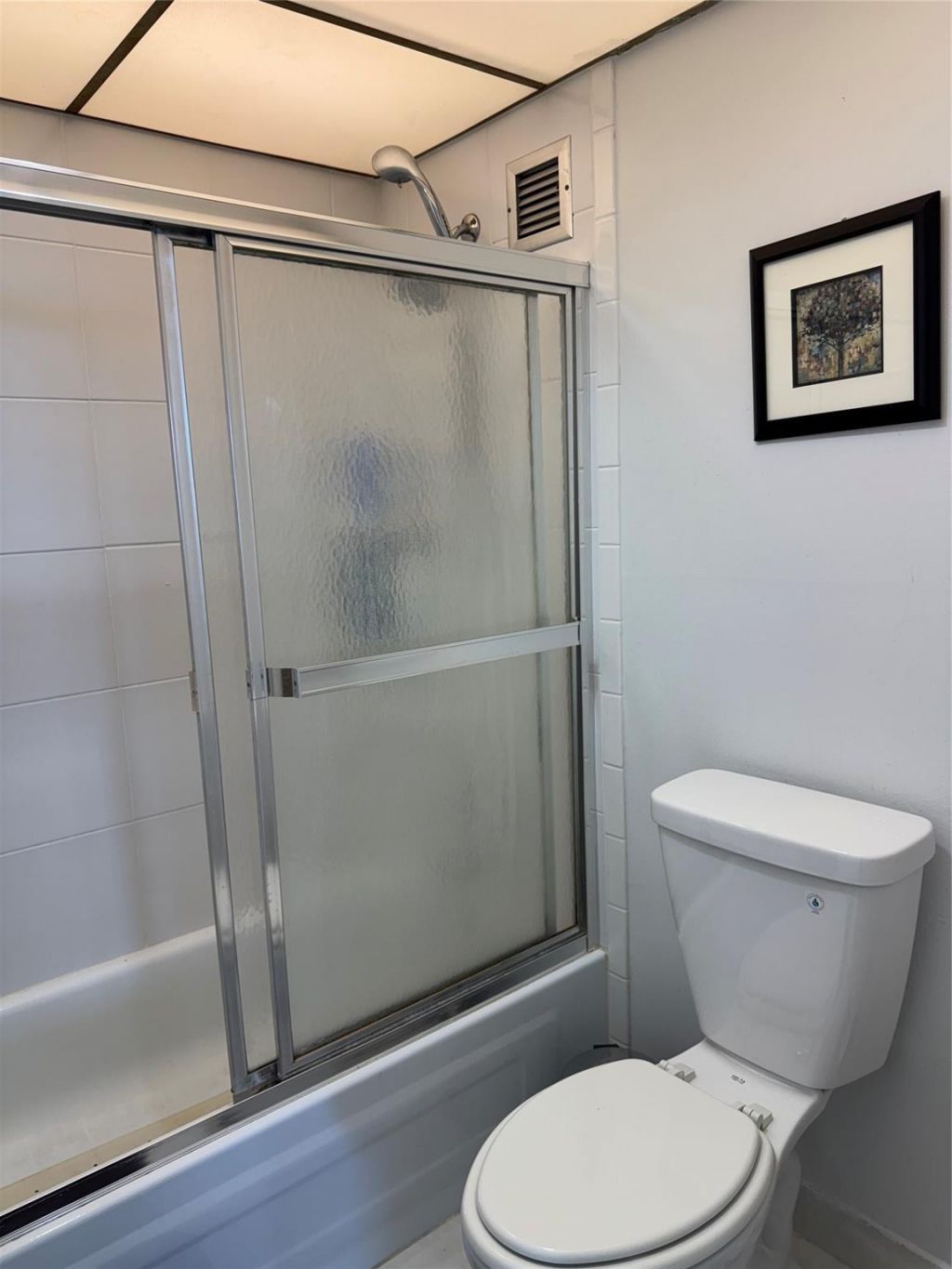 3015 N Ocean Boulevard, Unit 19E, Fort Lauderdale, FL 33308 Photo