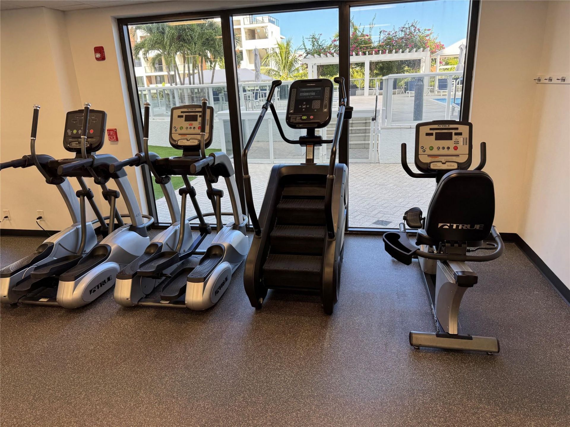 3015 N Ocean Blvd, Unit 19E, Fort Lauderdale, FL 33308 Photo