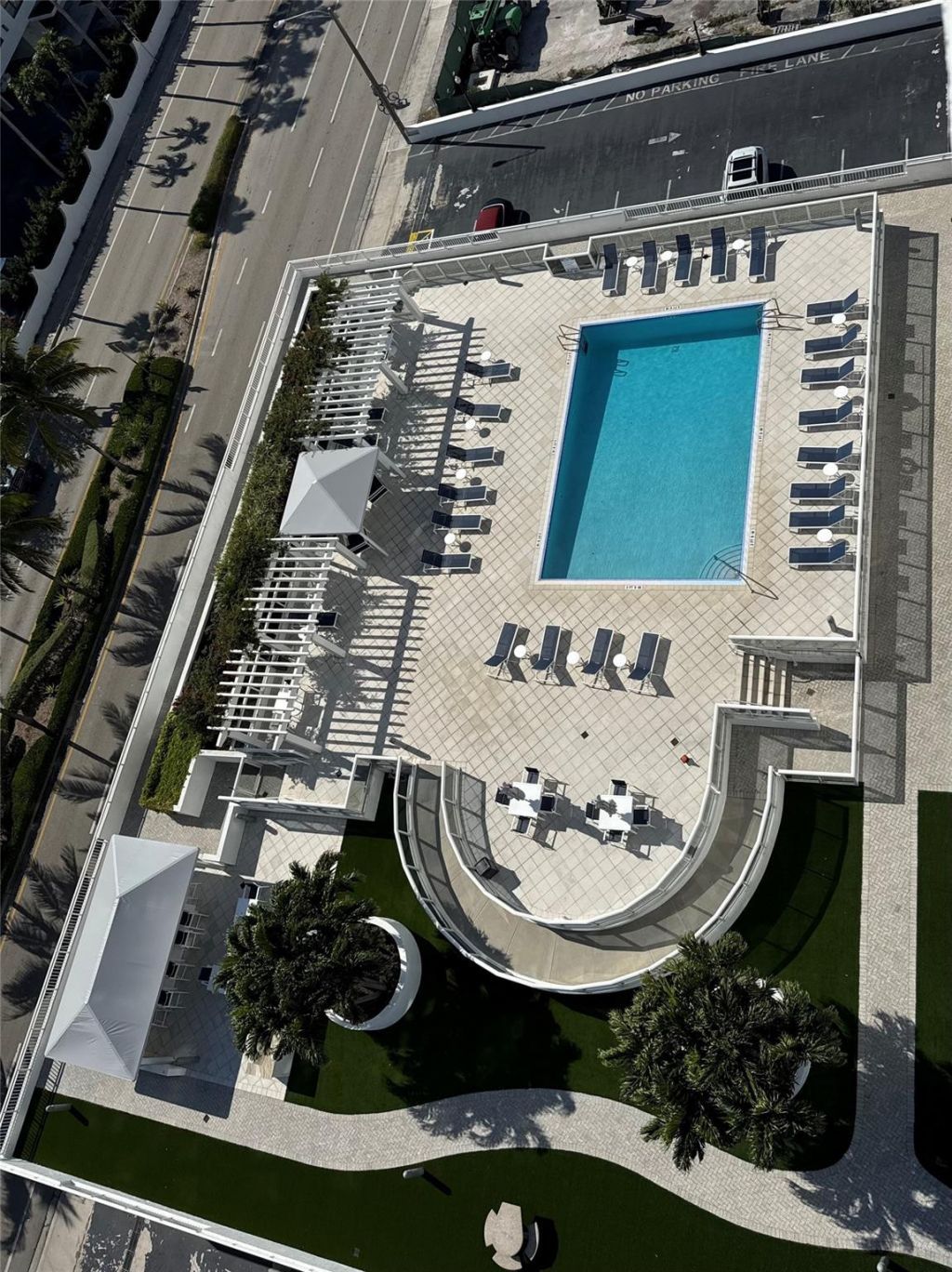 3015 N Ocean Boulevard, Unit 19E, Fort Lauderdale, FL 33308 Photo