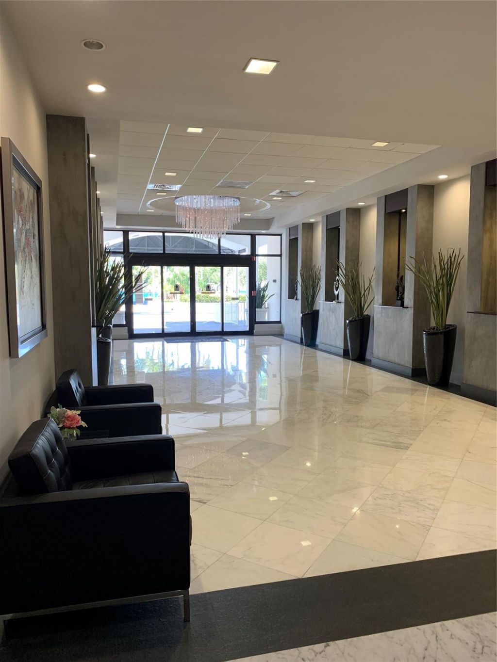 3015 N Ocean Boulevard, Unit 19E, Fort Lauderdale, FL 33308 Photo