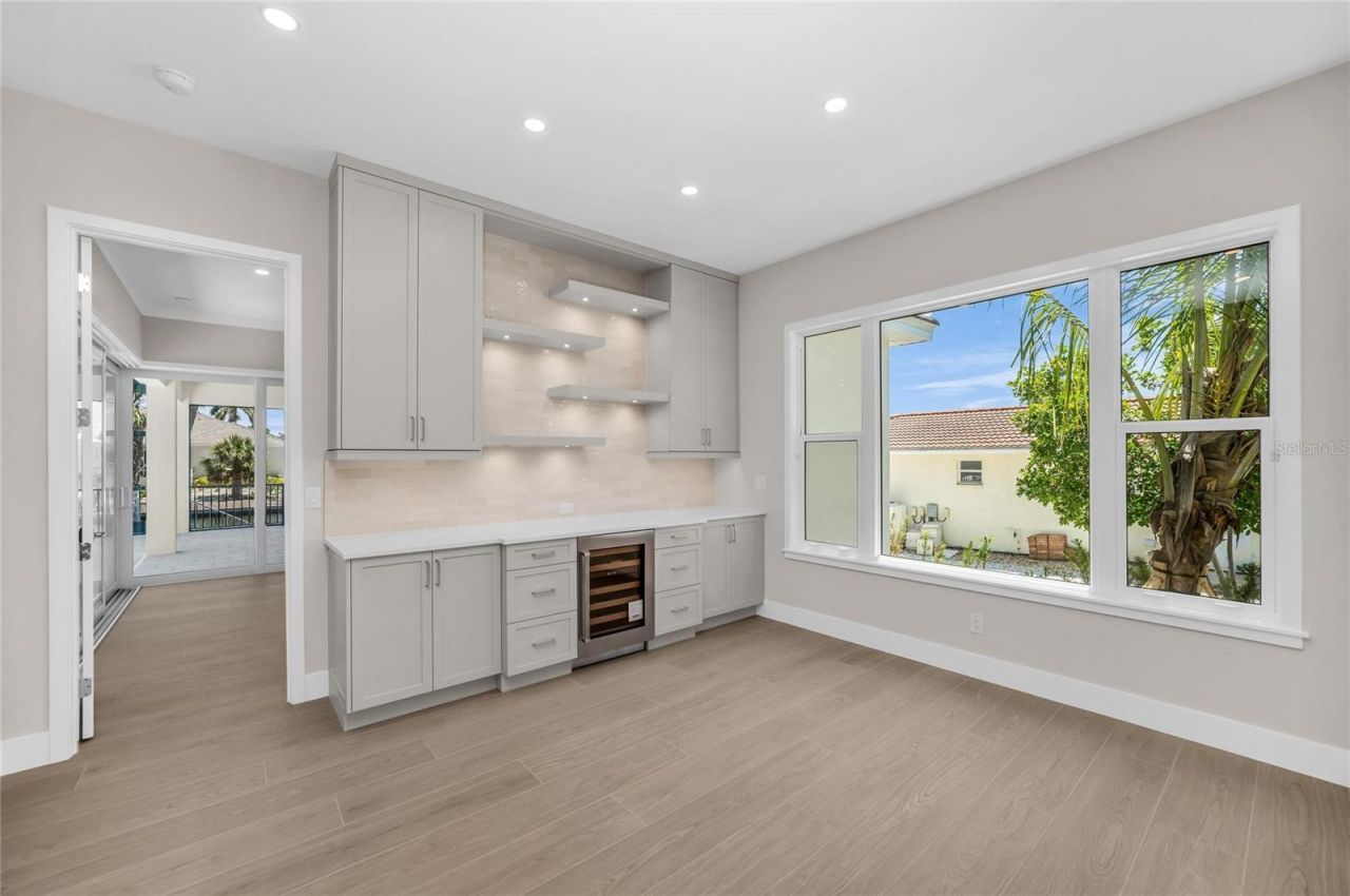 5103 Windward Avenue, Sarasota, FL 34242 Photo