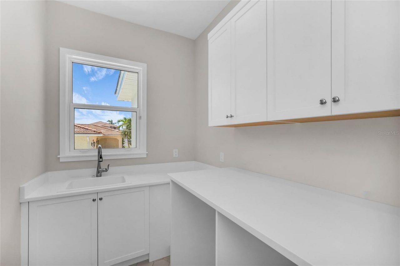 5103 Windward Avenue, Sarasota, FL 34242 Photo