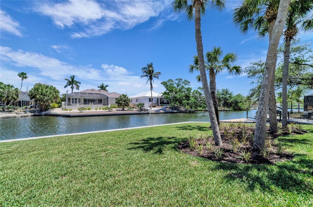 5103 Windward Avenue, Sarasota, FL 34242 Photo