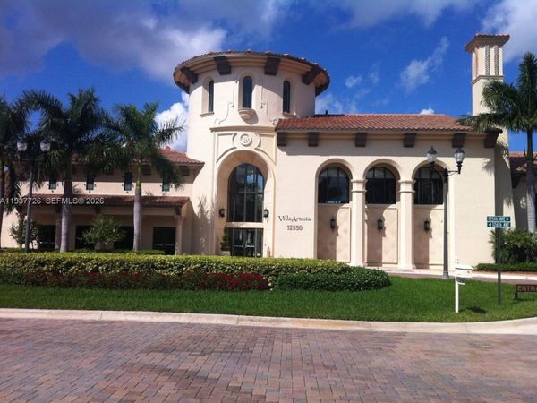 3020 NW 125th Ave, Unit 415, Sunrise, FL 33323