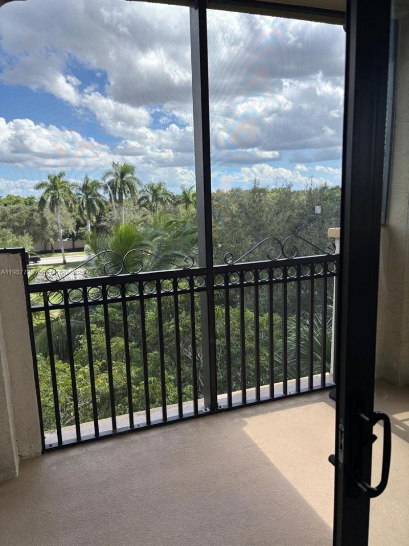 3020 NW 125th Ave, Unit 415, Sunrise, FL 33323 Photo