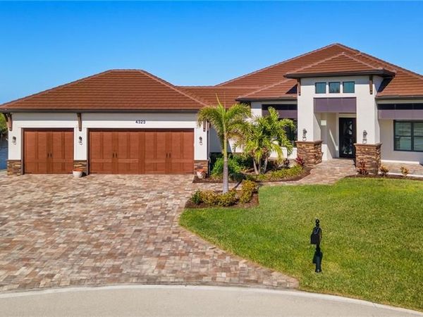 4323 Kismet PKWY W, CAPE CORAL, FL 33993