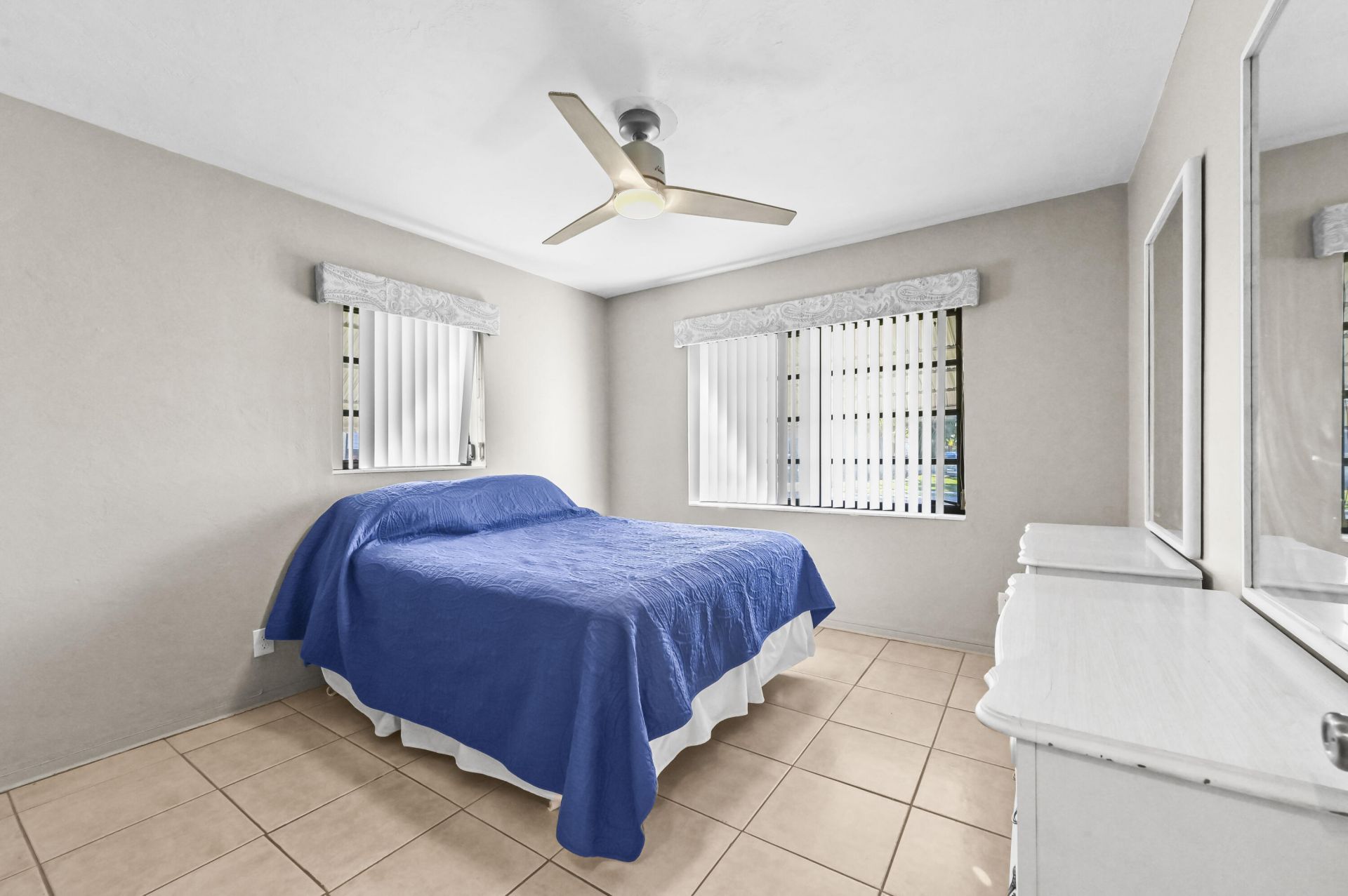 105 NE 2nd Place, Dania Beach, FL 33004 Photo