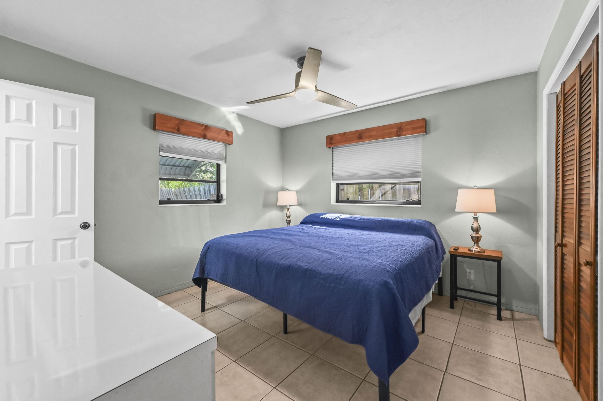 105 NE 2nd Place, Dania Beach, FL 33004 Photo