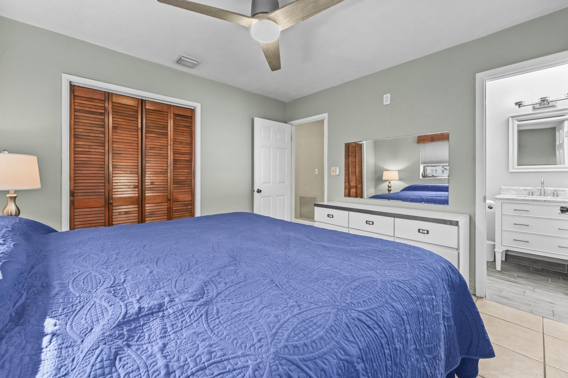 105 NE 2nd Place, Dania Beach, FL 33004 Photo