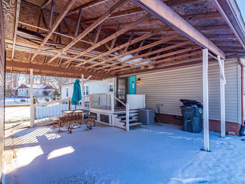 424 Mt Zion Road, Seaman, OH 45679 Photo 9