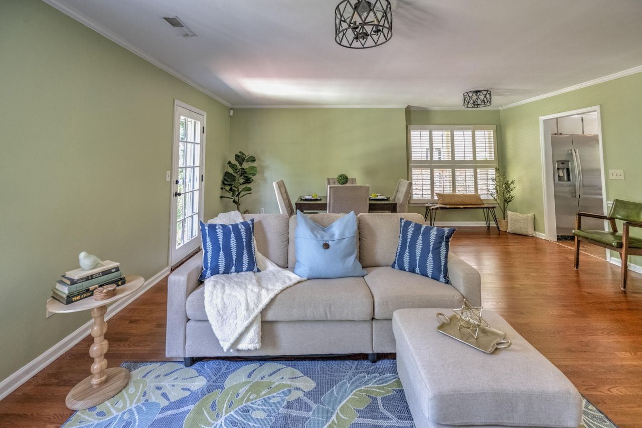 1023 Plantation Court Photo 13