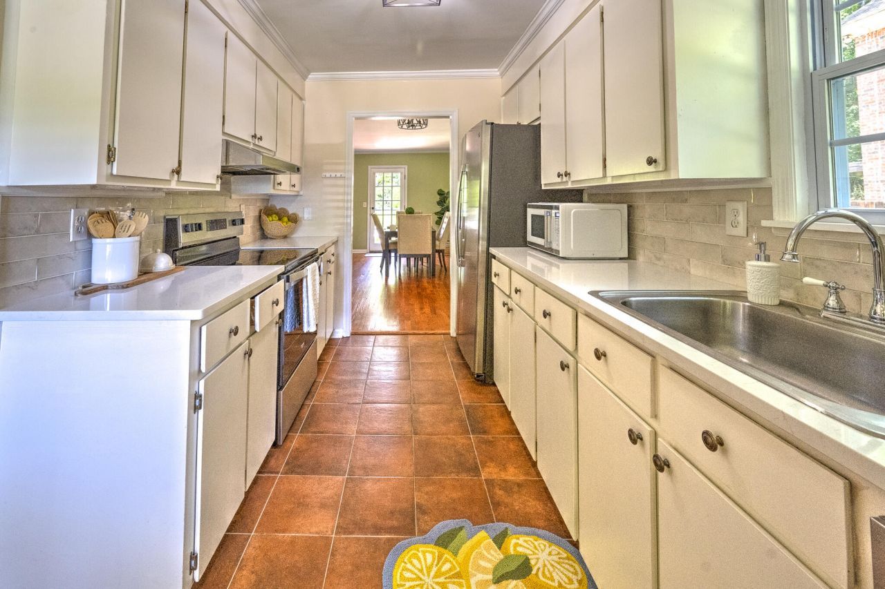 1023 Plantation Court Photo 16