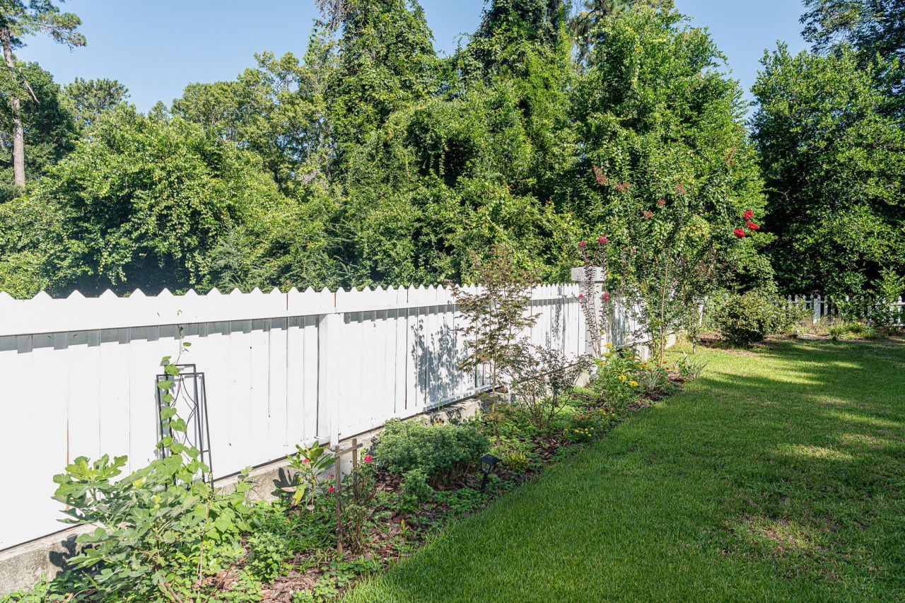 1023 Plantation Court Photo 7