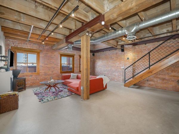 1221 W Railroad Alley Aly, Spokane, WA 99201