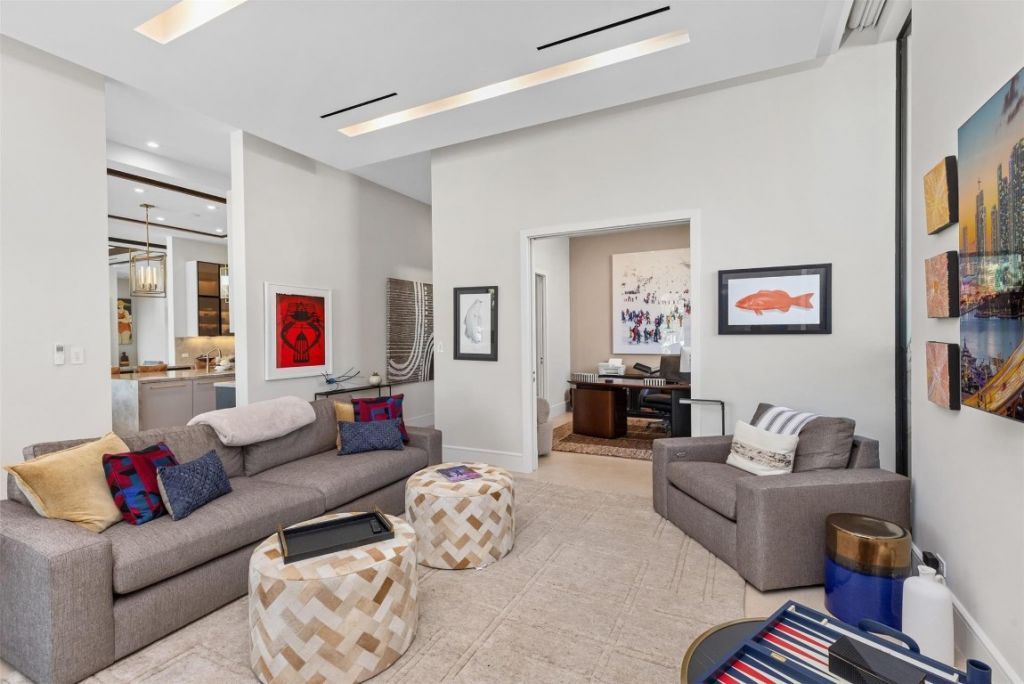 100 Royal Palm Drive, Fort Lauderdale, FL 33301 Photo