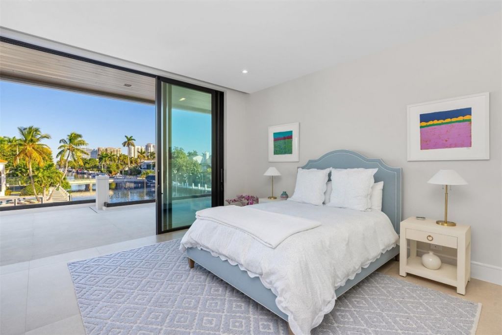 100 Royal Palm Drive, Fort Lauderdale, FL 33301 Photo