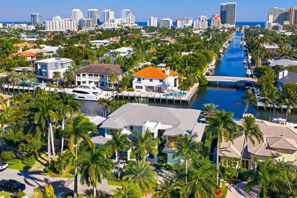 100 Royal Palm Drive, Fort Lauderdale, FL 33301 Photo