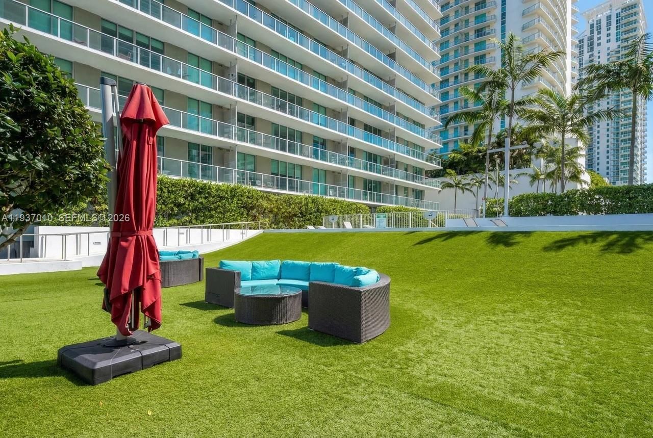 1111 SW 1st Ave, Unit 2420-N, Miami, FL 33130 Photo