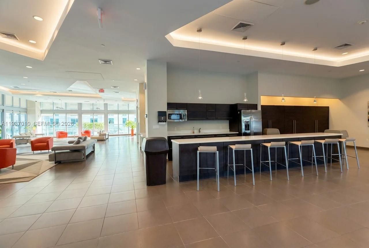 1111 SW 1st Ave, Unit 2420-N, Miami, FL 33130 Photo