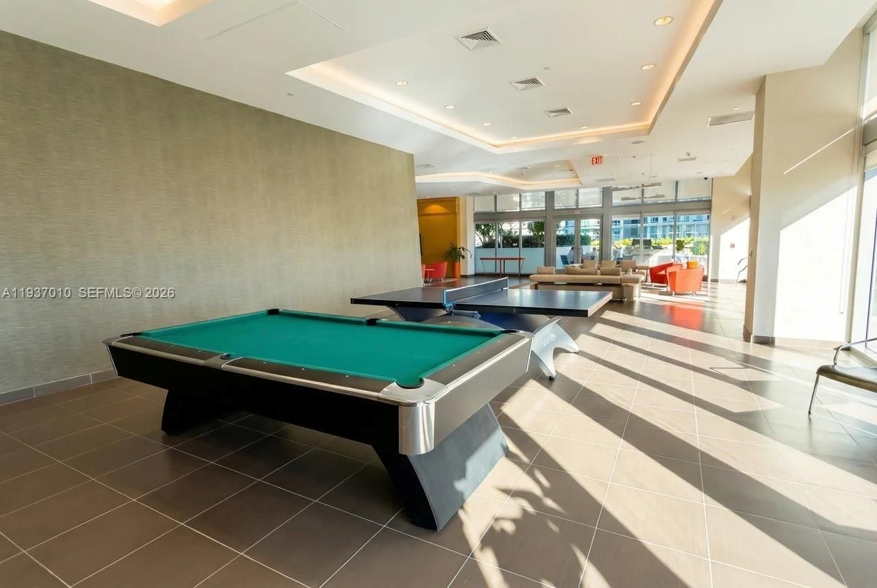 1111 SW 1st Ave, Unit 2420-N, Miami, FL 33130 Photo