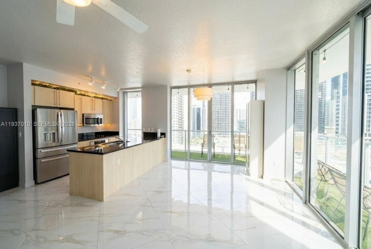 1111 SW 1st Ave, Unit 2420-N, Miami, FL 33130 Photo