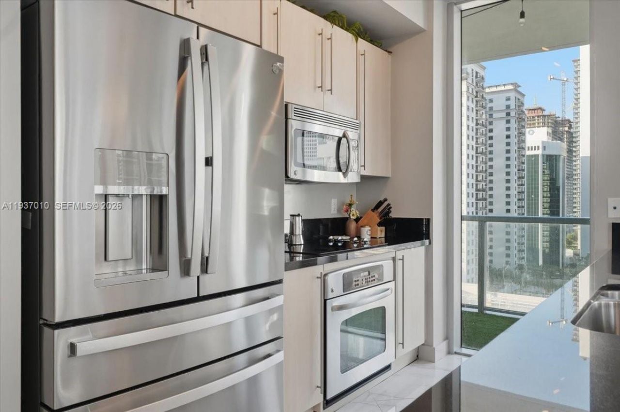 1111 SW 1st Ave, Unit 2420-N, Miami, FL 33130 Photo