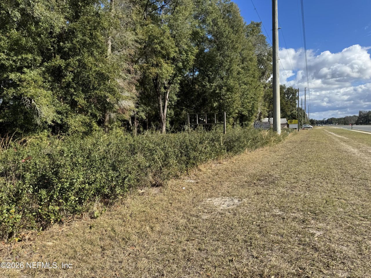1042 State Road 20, Interlachen, FL 32148 Photo