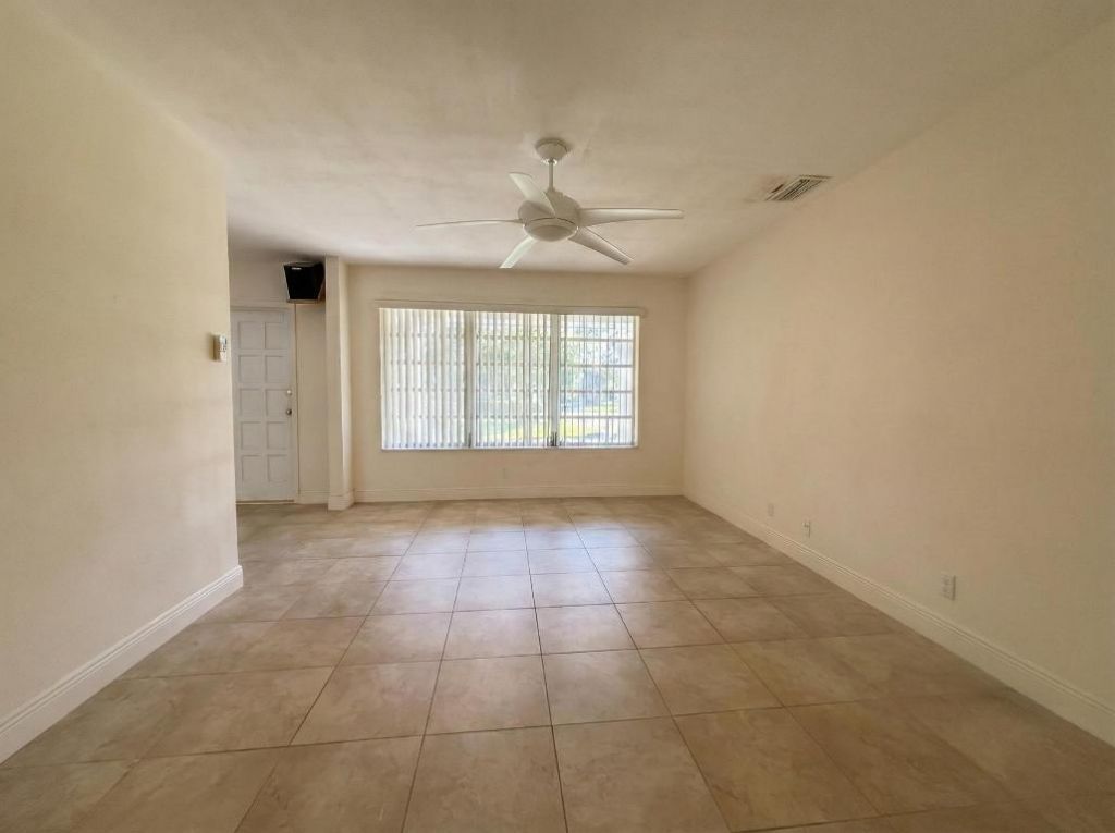 3625 Lowson Boulevard, Delray Beach, FL 33445 Photo