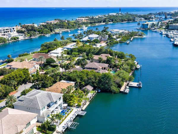 3129 NE 31st Avenue, Lighthouse Point, FL 33064