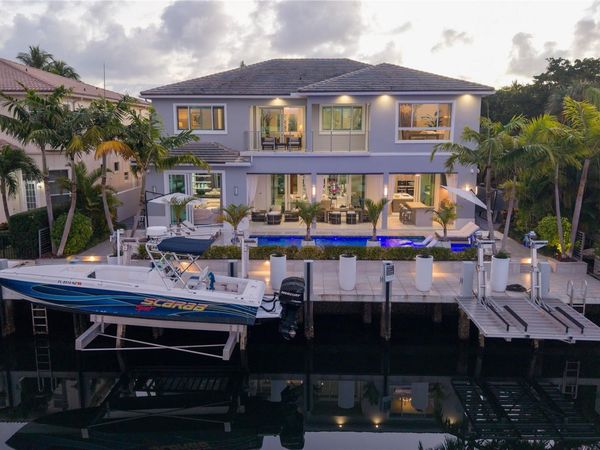 3129 NE 31st Avenue, Lighthouse Point, FL 33064