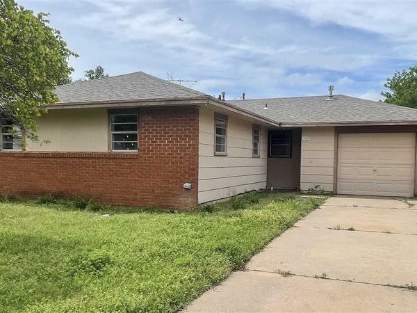 306 N Glenwood, Enid, OK 73703