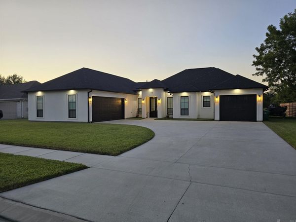 198 River Place, Hahnville, LA 70057