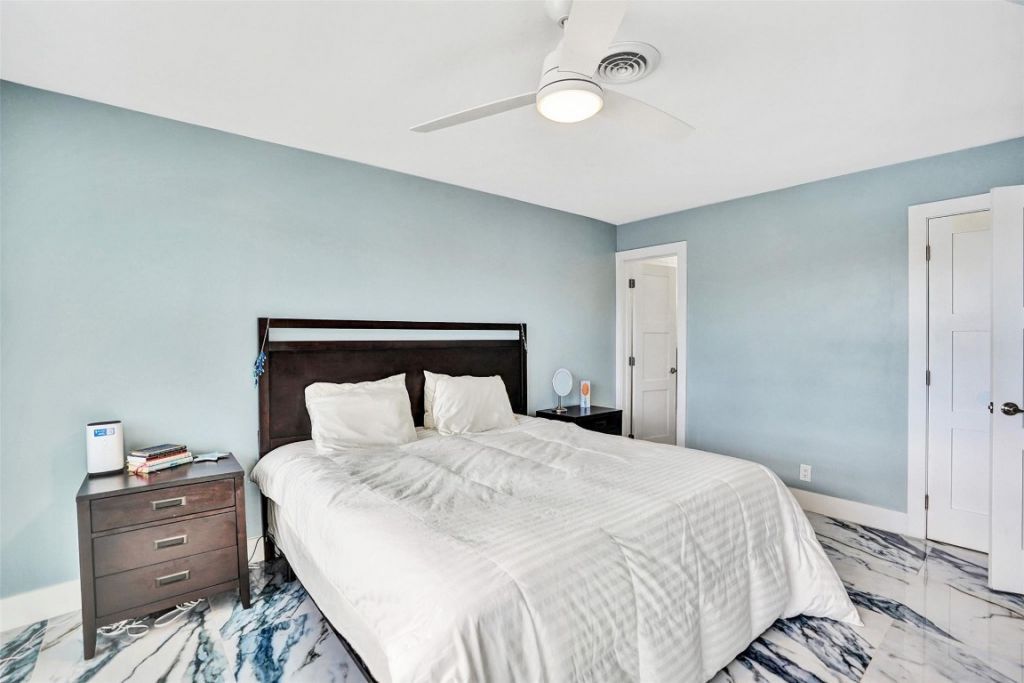 2330 NE 36th Street, Unit 9, Lighthouse Point, FL 33064 Photo