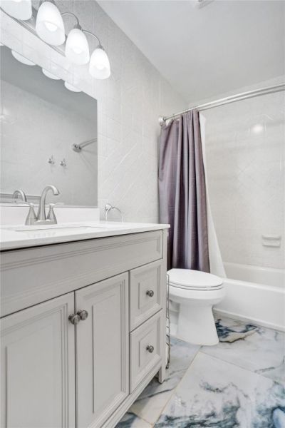 2330 NE 36th Street, Unit 9, Lighthouse Point, FL 33064 Photo