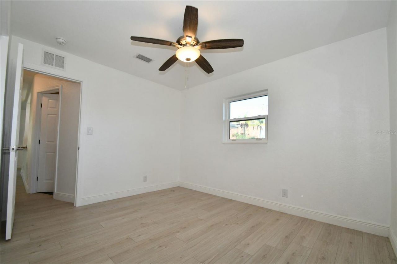 547 Trade Winds Drive, Dunedin, FL 34698 Photo