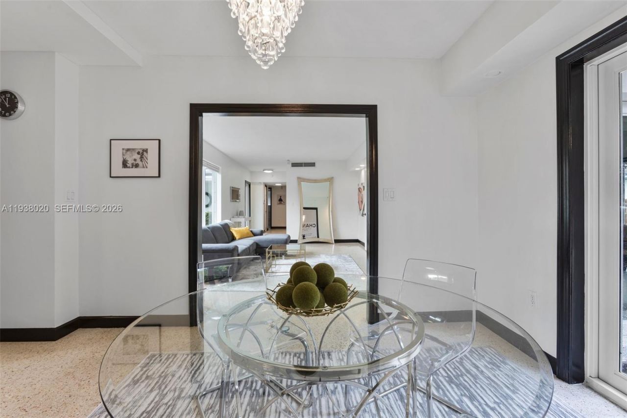 8700 N Miami Ave, El Portal, FL 33150 Photo