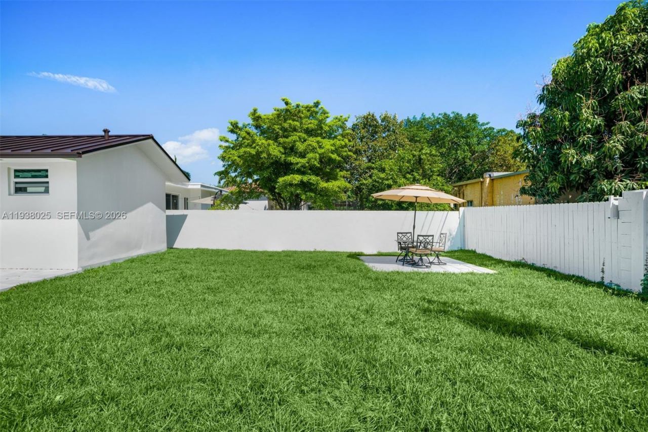 2356 SW 24th St, Miami, FL 33145 Photo