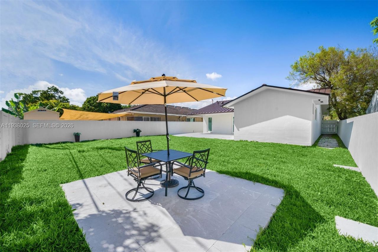 2356 SW 24th St, Miami, FL 33145 Photo