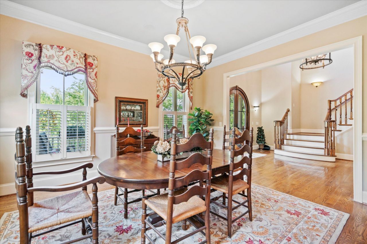 2217 Beckenham Drive Photo 12