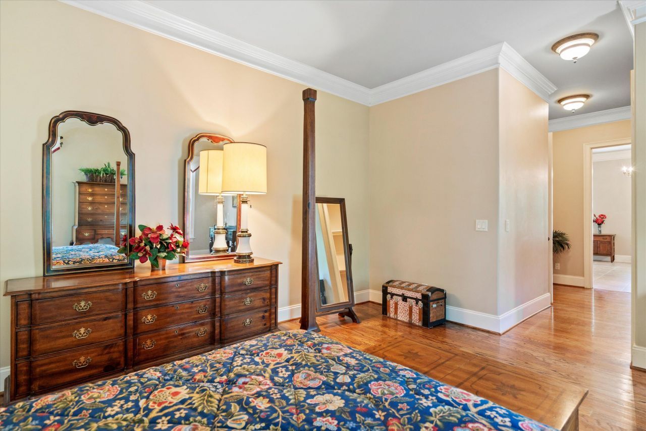 2217 Beckenham Drive Photo 26