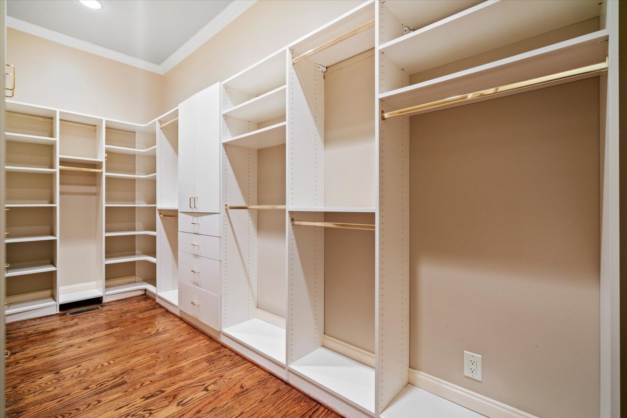 2217 Beckenham Drive Photo 28