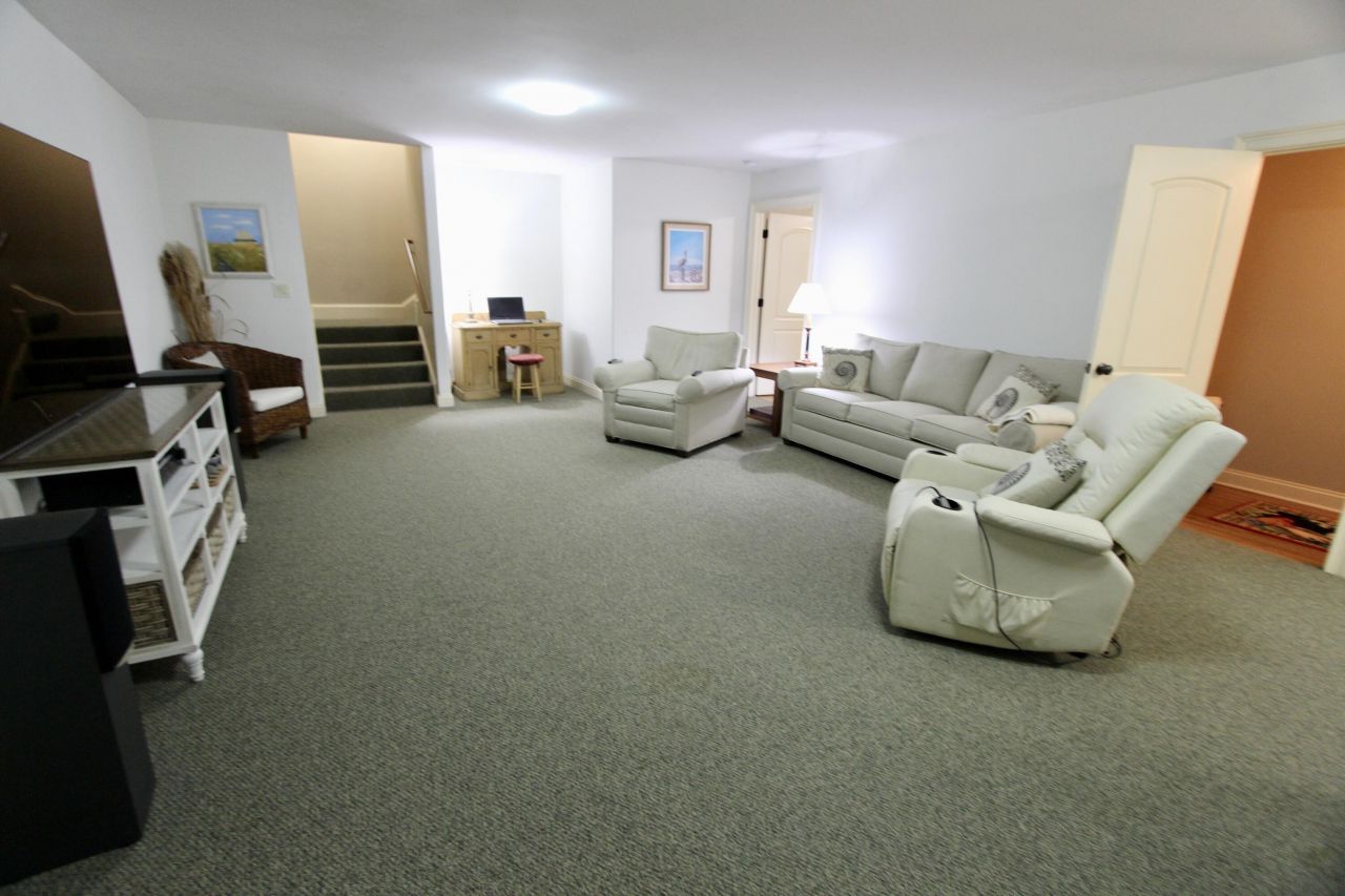 2217 Beckenham Drive Photo 50