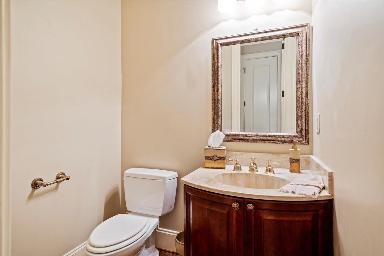 2217 Beckenham Drive Photo 53