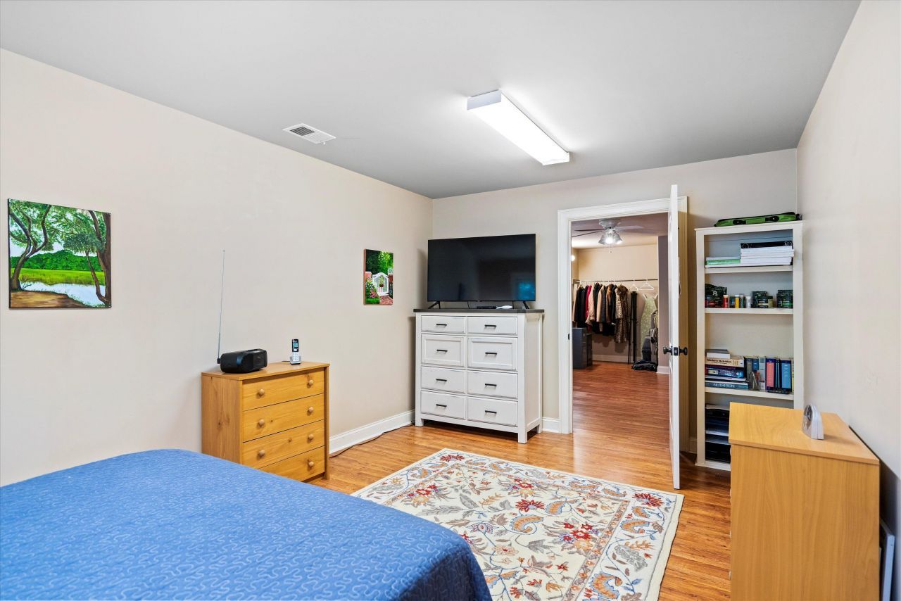 2217 Beckenham Drive Photo 56