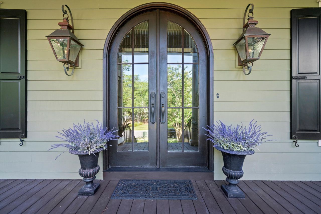 2217 Beckenham Drive Photo 8