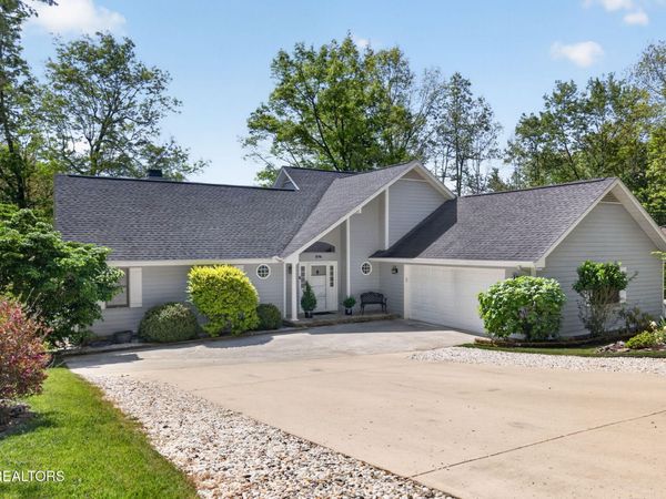 276 Lakewood Drive, Fairfield Glade, TN 38558