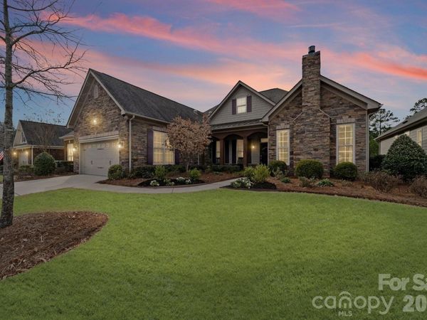 14817 High Bluff Court, Charlotte, NC 28278