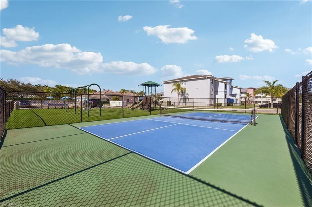 3940 Pomodoro Cir, Unit 204, Cape Coral, FL 33909 Photo