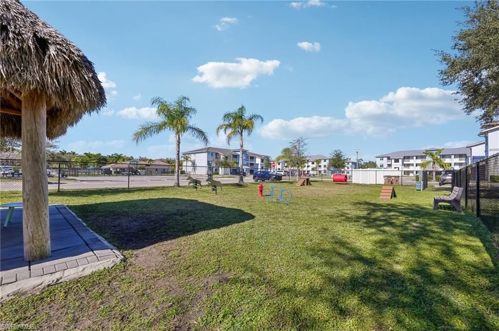 3940 Pomodoro Cir, Unit 204, Cape Coral, FL 33909 Photo